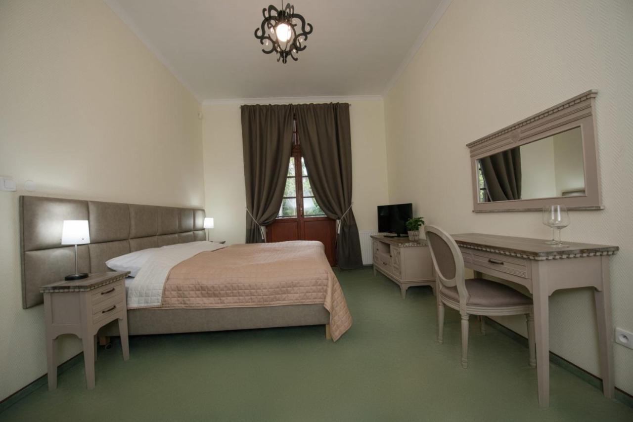 Aparthotel Kaiserhof Krynica Morska Exterior foto